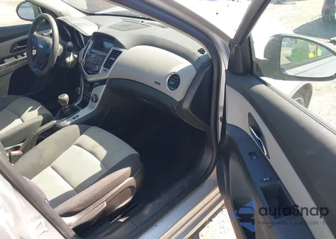 2015 Chevrolet Cruze Ls Manual z USA, uszkodzony, nr VIN 1G1PB5SH9F7118761